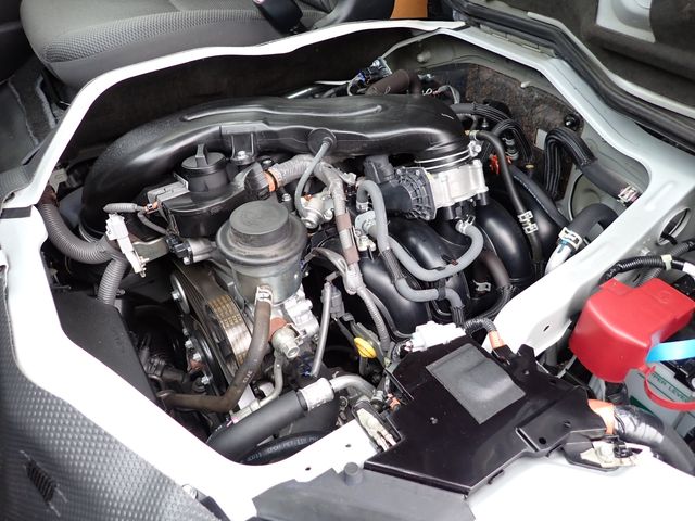 TOYOTA HIACE van 2WD 2020