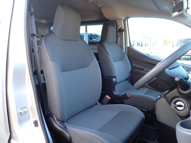 NISSAN NV200 VANETTE van 2020