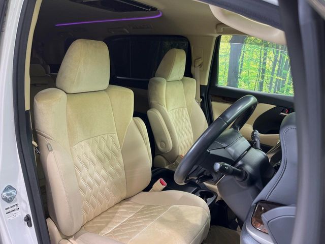 TOYOTA ALPHARD 2018