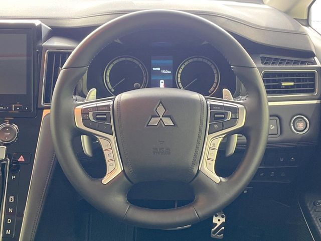 MITSUBISHI DELICA D:5 4WD 2024