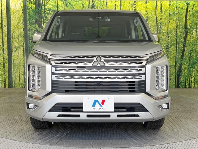 MITSUBISHI DELICA D:5 4WD 2024