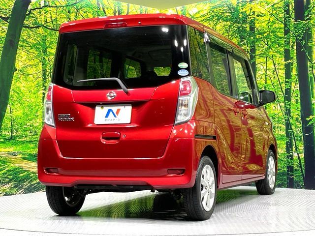 NISSAN DAYZ ROOX 2018