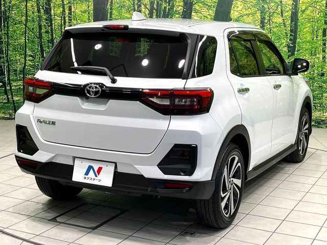 TOYOTA RAIZE 2022