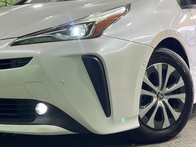 TOYOTA PRIUS 2021