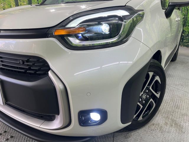 TOYOTA SIENTA HYBRID 2024