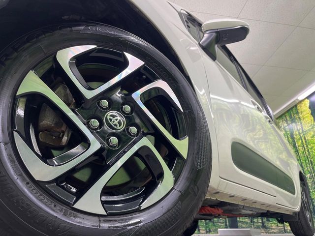 TOYOTA SIENTA HYBRID 2024