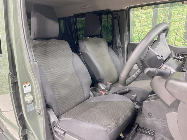 SUZUKI JIMNY NOMADE 2025