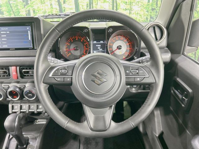 SUZUKI JIMNY NOMADE 2025