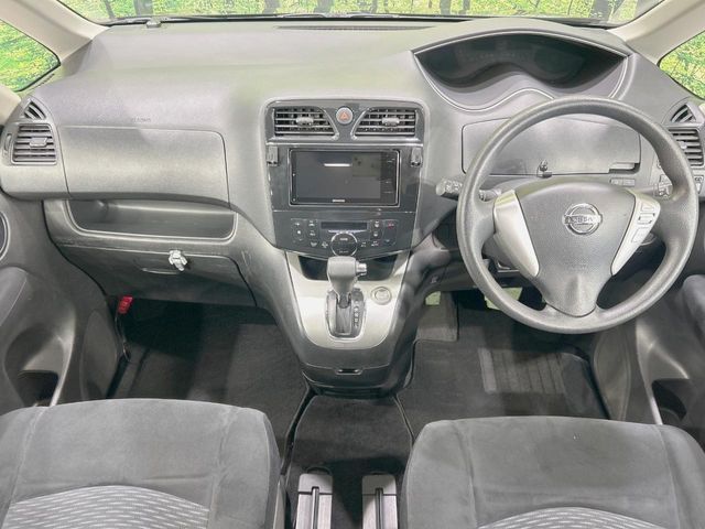 NISSAN SERENA  WG 2011