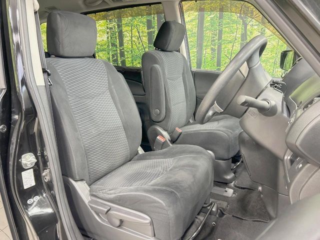 NISSAN SERENA  WG 2011