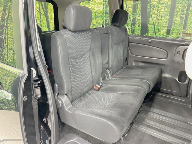 NISSAN SERENA  WG 2011