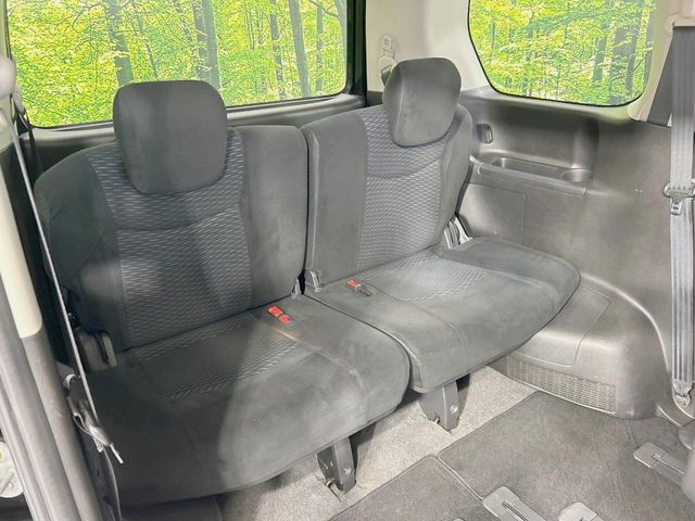 NISSAN SERENA  WG 2011