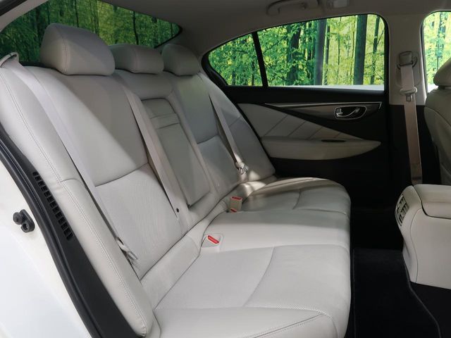 NISSAN SKYLINE HYBRID 2021