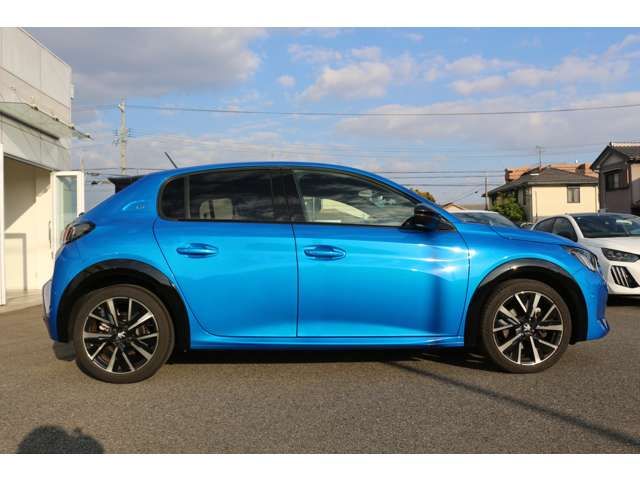 PEUGEOT PEUGEOT 208 2022