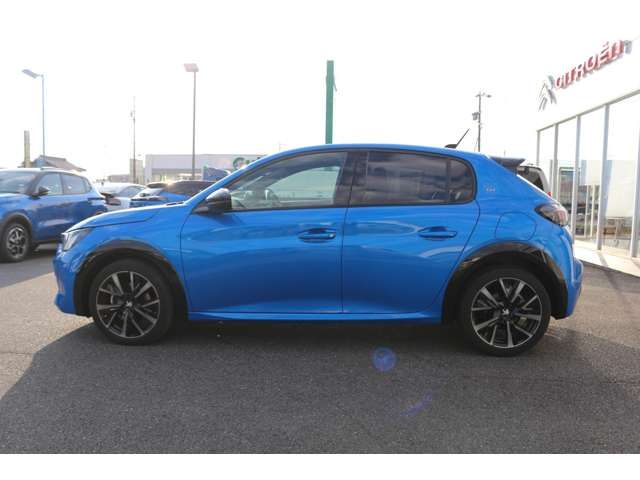 PEUGEOT PEUGEOT 208 2022