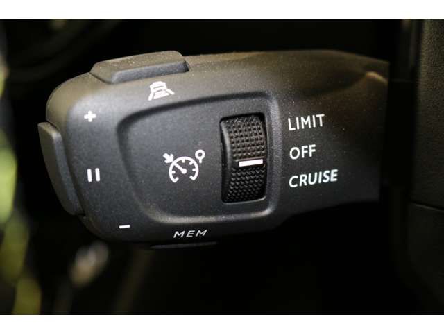 PEUGEOT PEUGEOT 208 2022