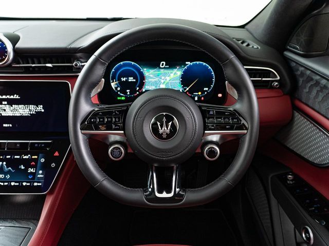 MASERATI MASERATI Grecale 2023