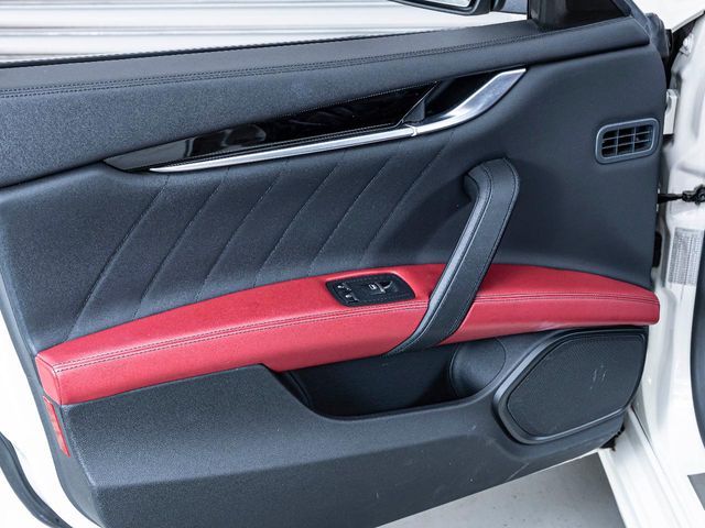 MASERATI MASERATI GHIBLI Sedan 2021