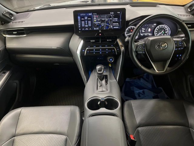 TOYOTA HARRIER 2WD 2020