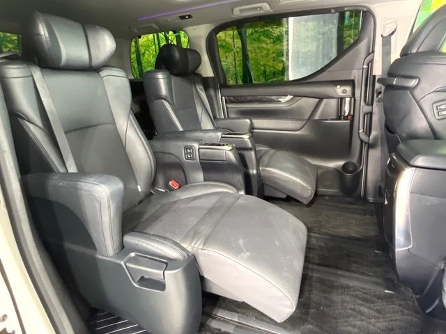 TOYOTA VELLFIRE 2019