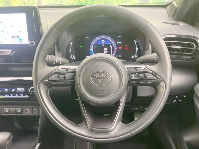TOYOTA YARIS CROSS 2025