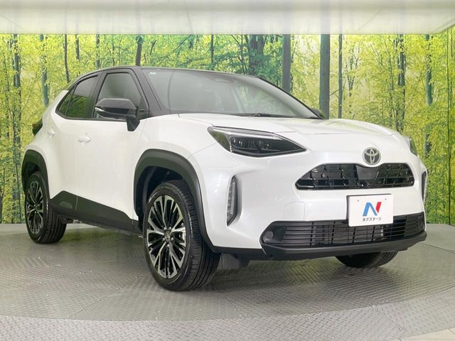 TOYOTA YARIS CROSS 2025