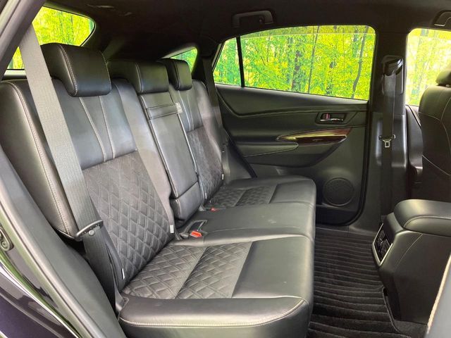 TOYOTA HARRIER 4WD 2014