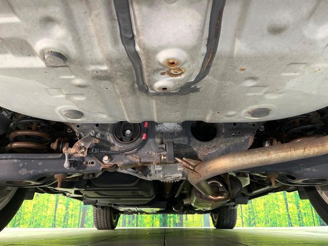 TOYOTA HARRIER 4WD 2014