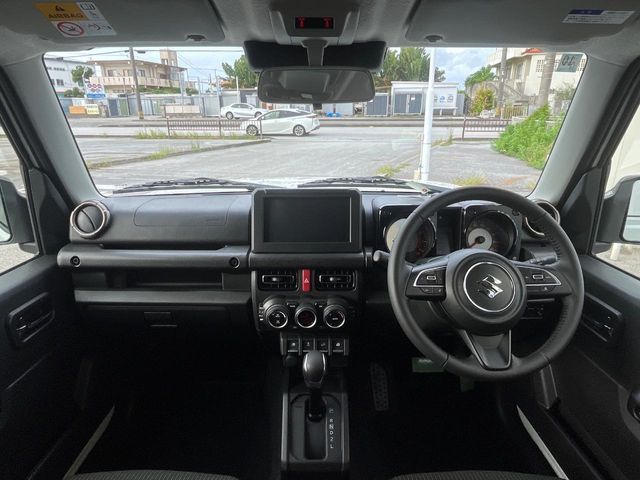 SUZUKI JIMNY NOMADE 2025