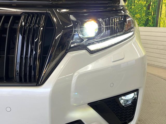 TOYOTA LANDCRUISER PRADO 2022