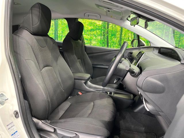 TOYOTA PRIUS 4WD 2019