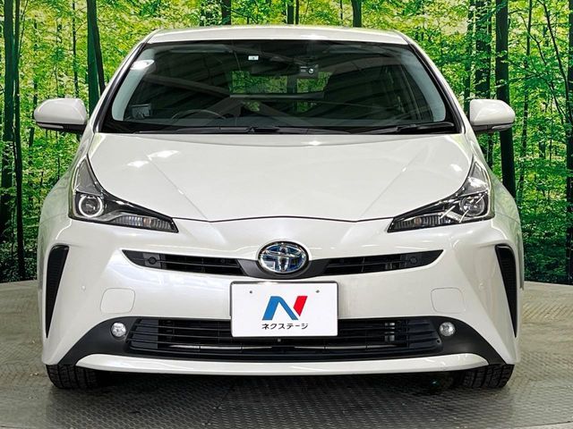 TOYOTA PRIUS 4WD 2019