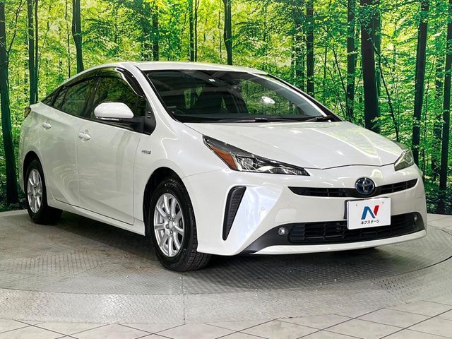 TOYOTA PRIUS 4WD 2019