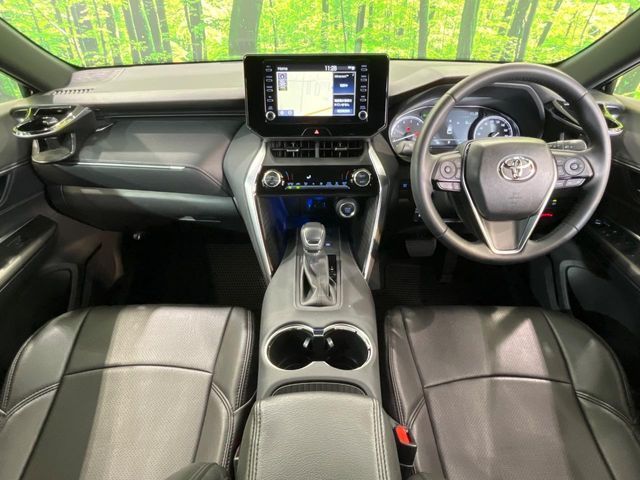 TOYOTA HARRIER 2WD 2022