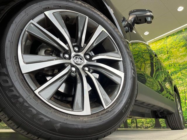 TOYOTA HARRIER 2WD 2022