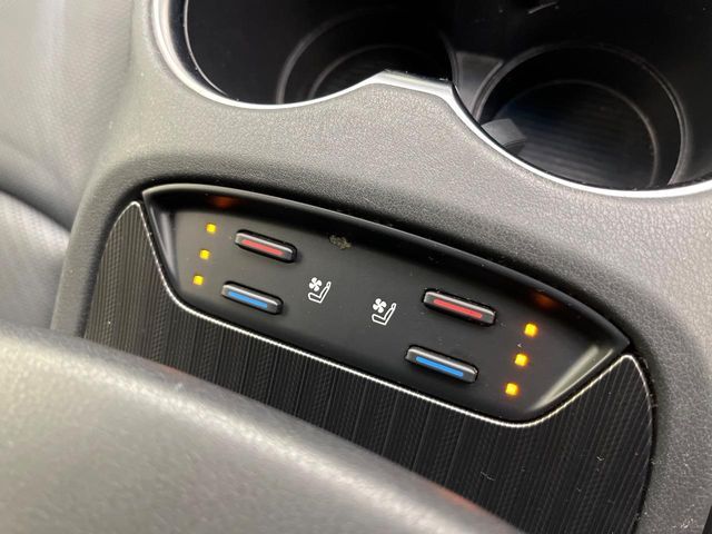 TOYOTA HARRIER 2WD 2022