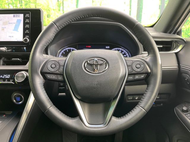 TOYOTA HARRIER 2WD 2022