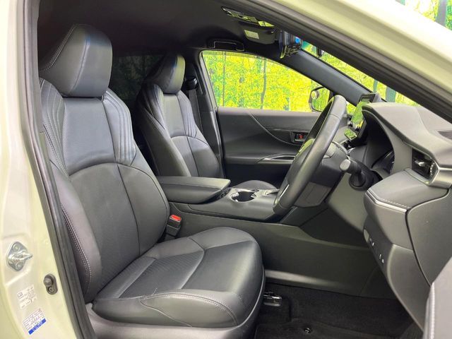 TOYOTA HARRIER 2WD 2022