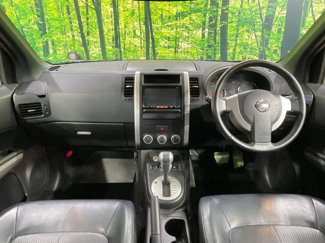 NISSAN X-TRAIL 4WD 2012