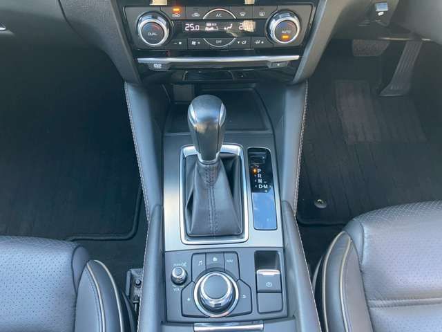 MAZDA ATENZA Wagon 4WD 2018