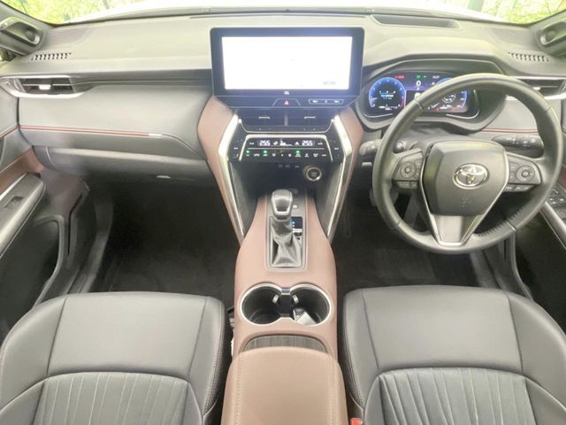 TOYOTA HARRIER 2WD 2024