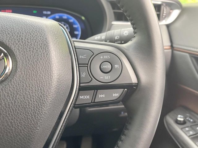 TOYOTA HARRIER 2WD 2024