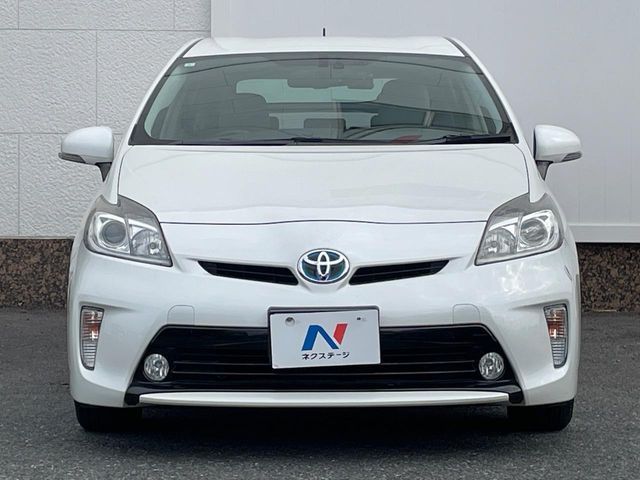 TOYOTA PRIUS 2013