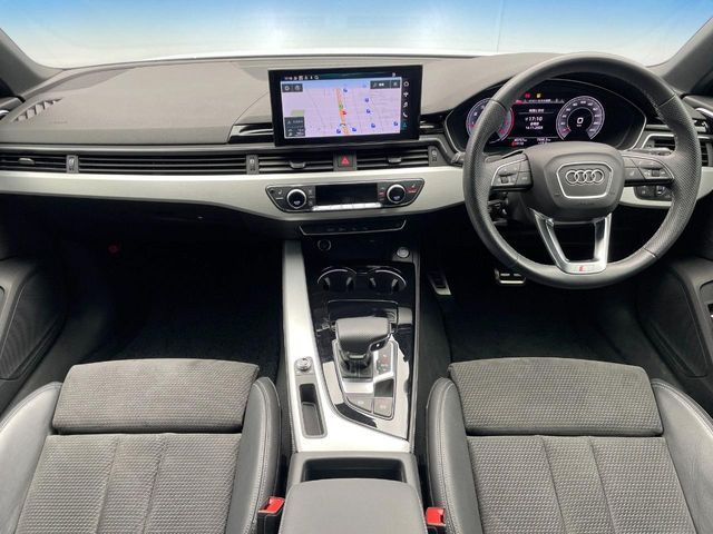 AUDI AUDI A4 AVANT 2021