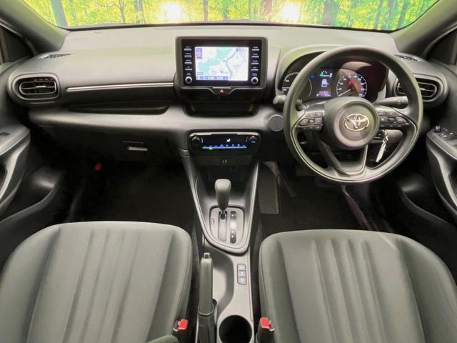 TOYOTA YARIS HYBRID 2022