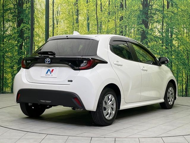 TOYOTA YARIS HYBRID 2022