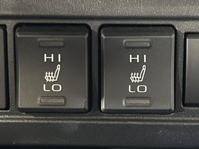 TOYOTA COROLLA CROSS HYBRID 2025