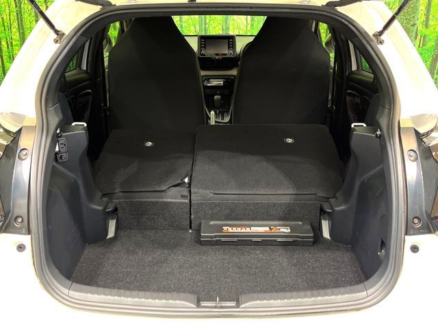 TOYOTA YARIS HYBRID 2022