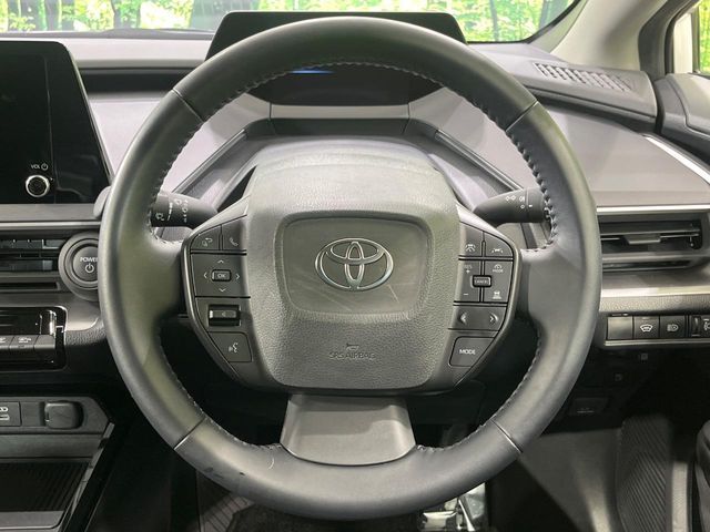 TOYOTA PRIUS 4WD 2023