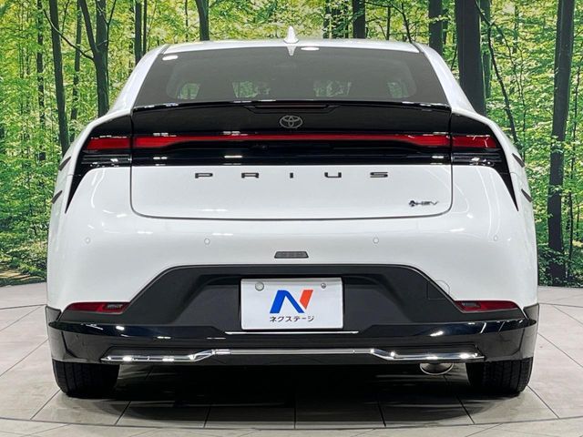 TOYOTA PRIUS 4WD 2023